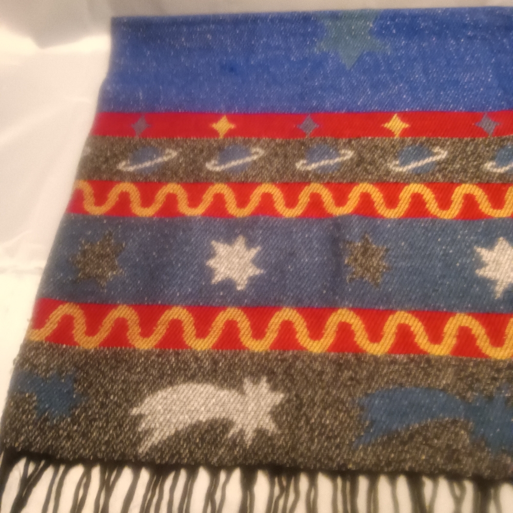 Shawl - Picture 7 of 9